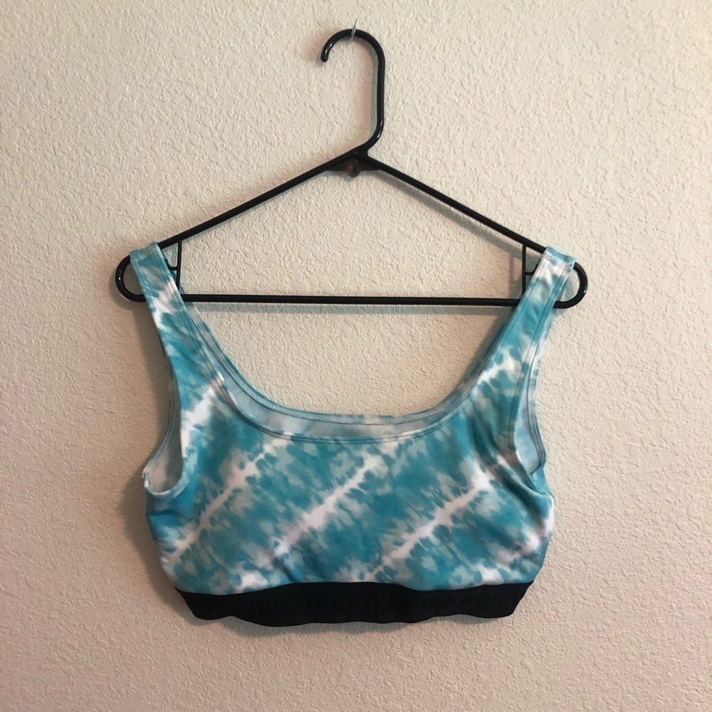 NWT Pink Ultimate Sports Bra Size L